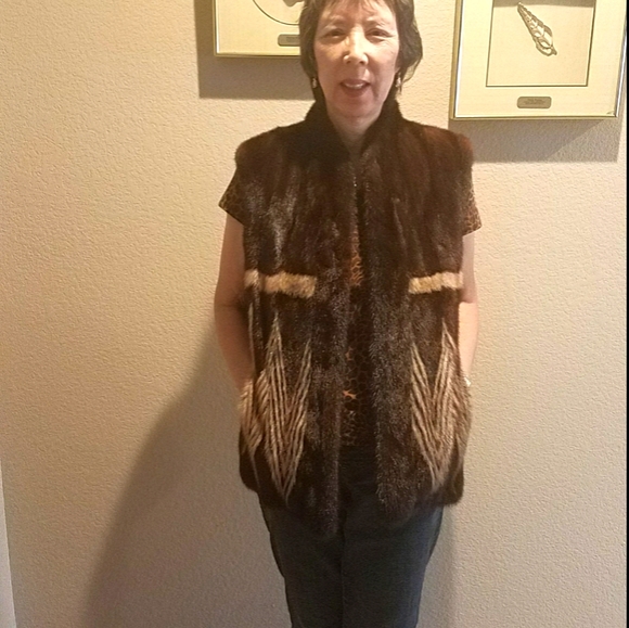 Genuine mink vest luxury designer chevron pattern size 10